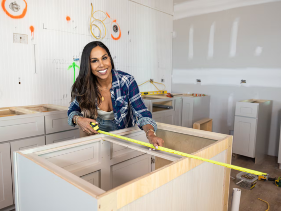 Interior designer Taniya Nayak, MSIA'18, appears on the new season of HGTV's "Battle on the Beach." Photo by HGTV. Photo courtesy of The Boston Globe.