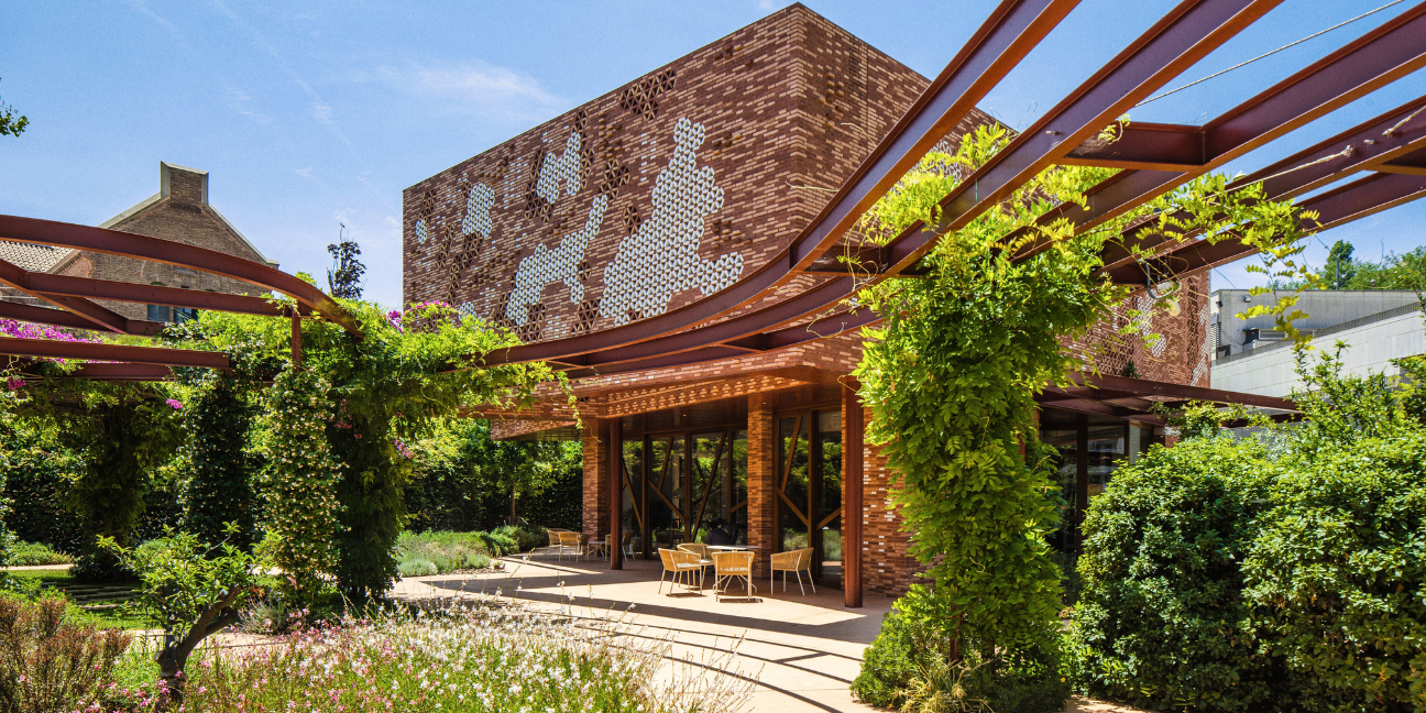 Kalida Sant Pau Centre - Barcelona, Spain. Photo Credit: Lluc Miralles.