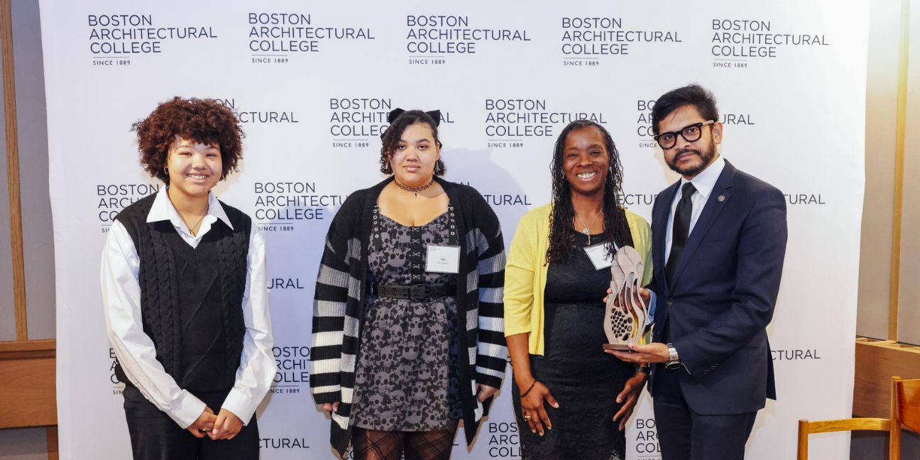 The family of Stephen McGovern*, MDS'21, accepted a Distinguished Alumni in Practice Award on his behalf from President Mahesh Daas at the 2026 Alumni and Friends Awards' Ceremony.