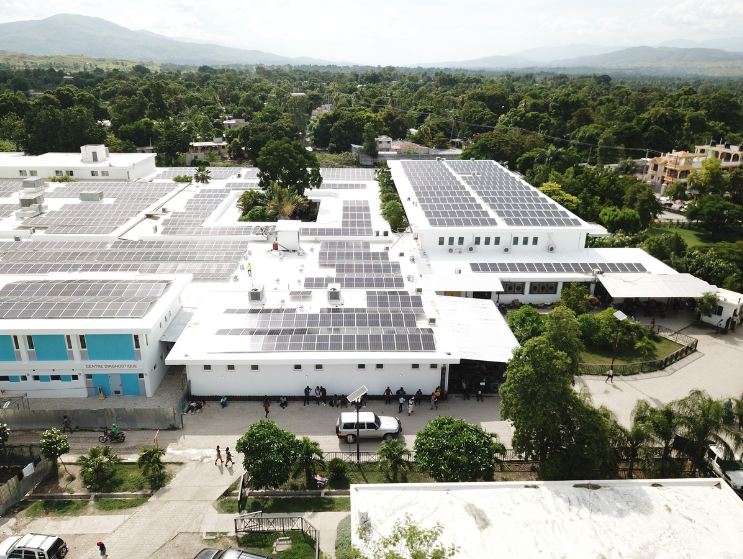 2,400 solar panel PV microgrid system designed and installed by BHI at Hôpital Universitaire de Mirebalais (HUM) in Haiti.